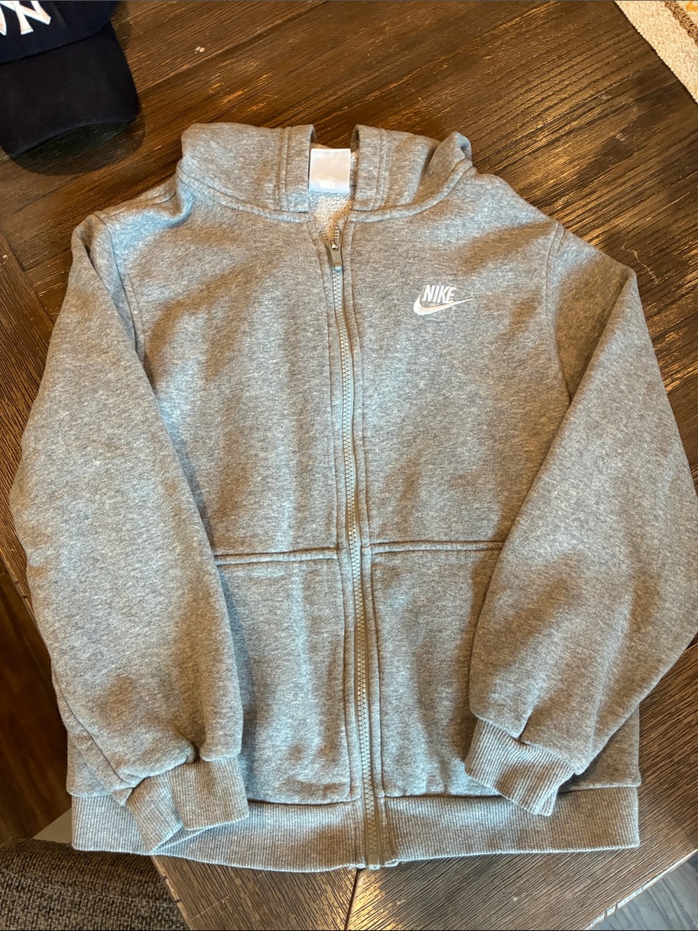 Nike Kids Gray Full-Zip Hooded Sweatshirt with White Swoosh
